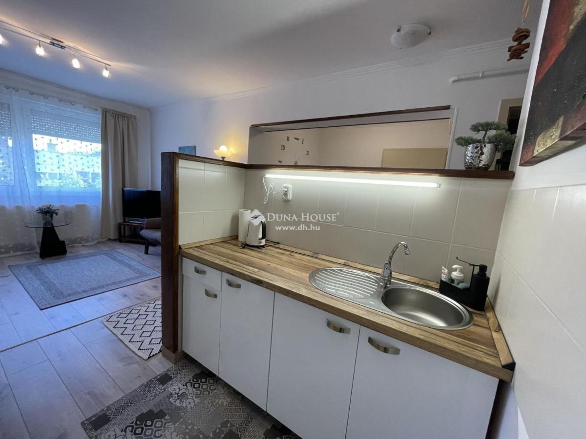 YBS Apartman Apartment Zalaegerszeg Bagian luar foto